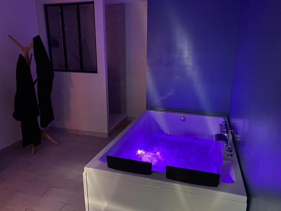 Detente Et Spa Pour Se Ressourcer Bullion Exteriér fotografie