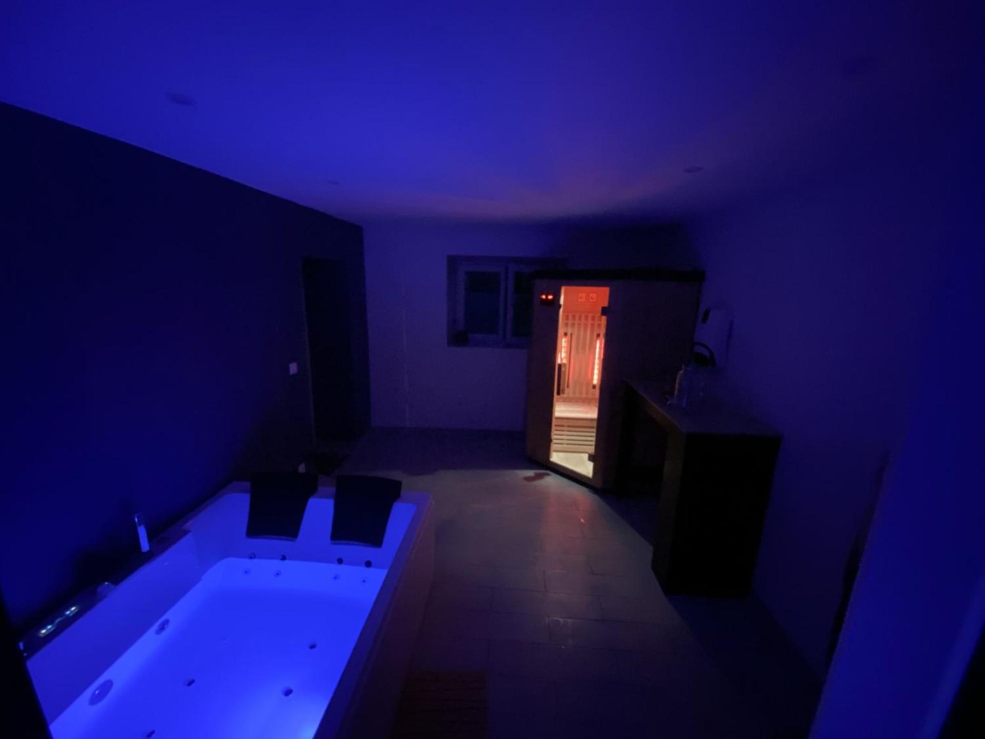 Detente Et Spa Pour Se Ressourcer Bullion Exteriér fotografie